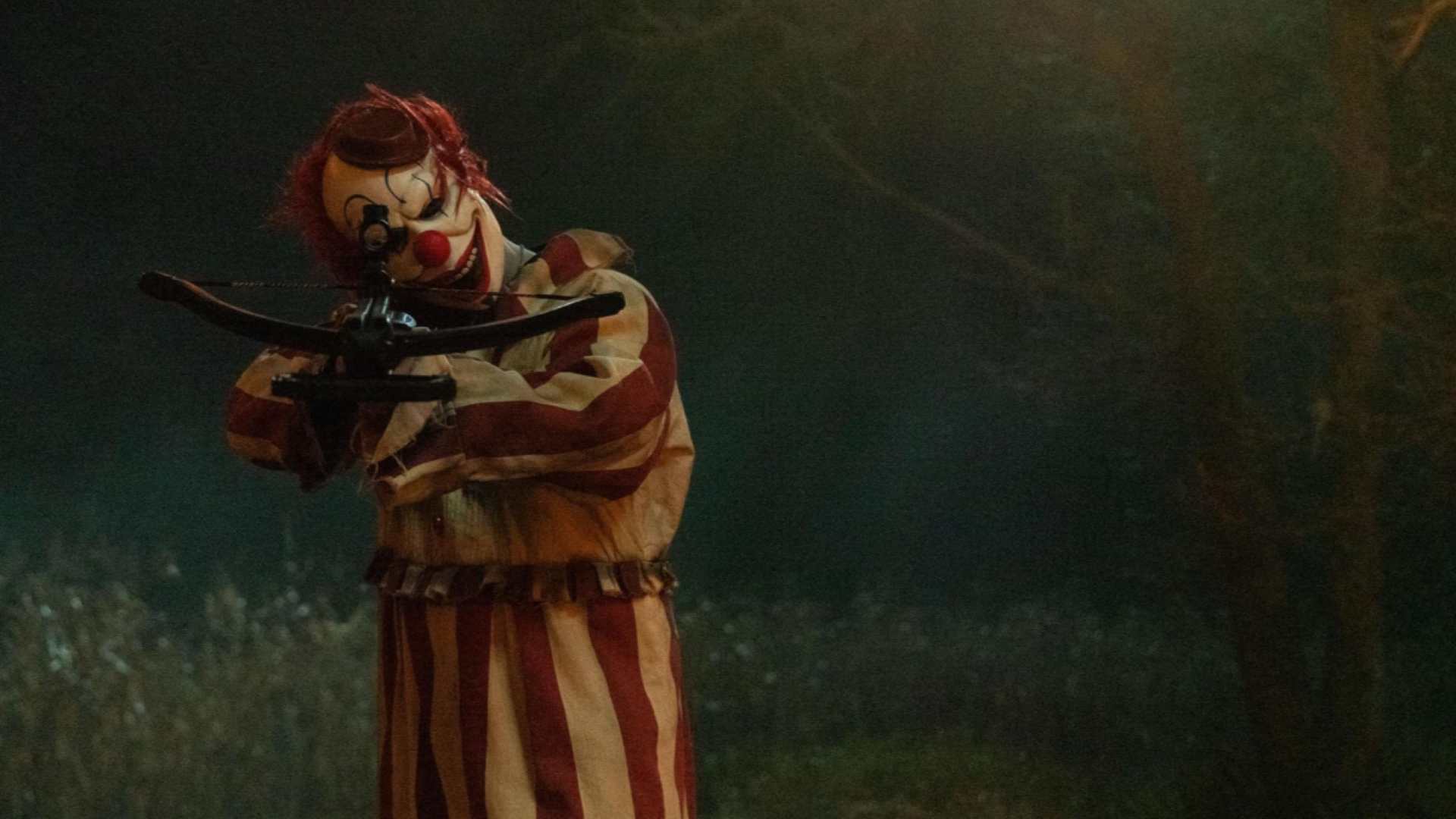 Analisis Clown in a Cornfield